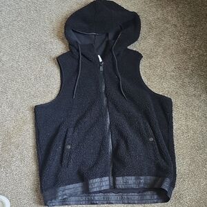 Avia Black Textured Vest